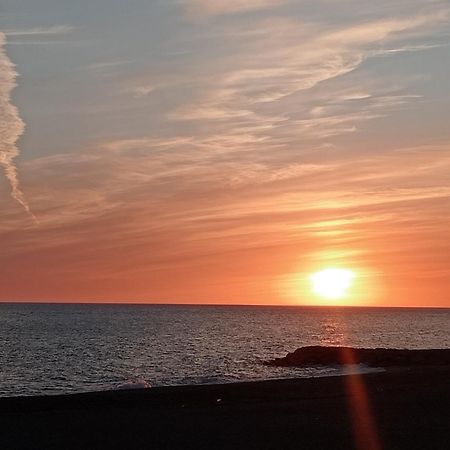 Vistas Al Mar Villa Адра Екстериор снимка
