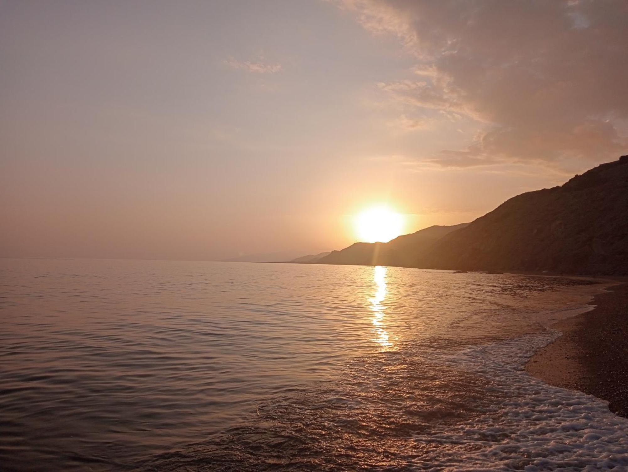 Vistas Al Mar Villa Адра Екстериор снимка